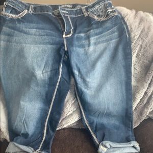 Maurice’s Jean capris